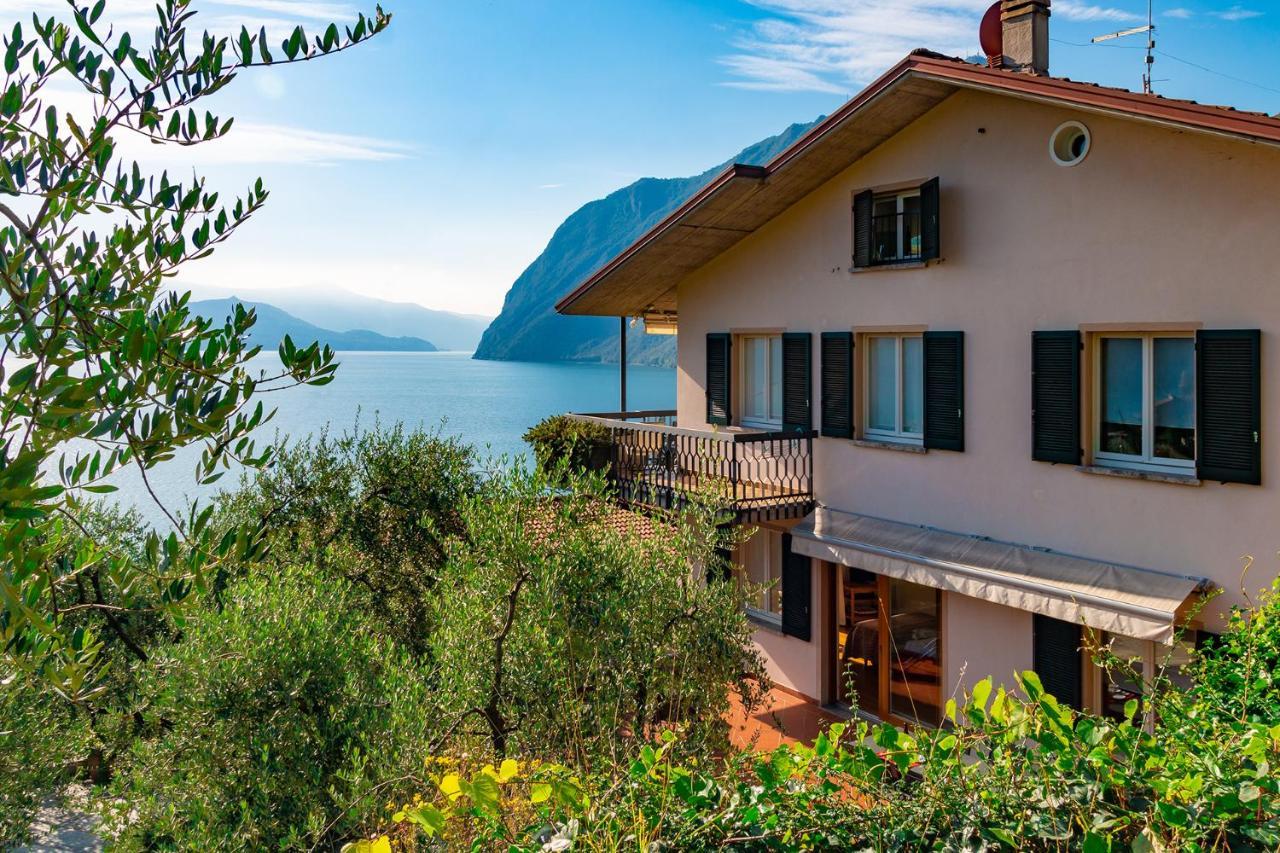 Iseolakerental - Vacanza Romantica Riva di Solto Exterior photo